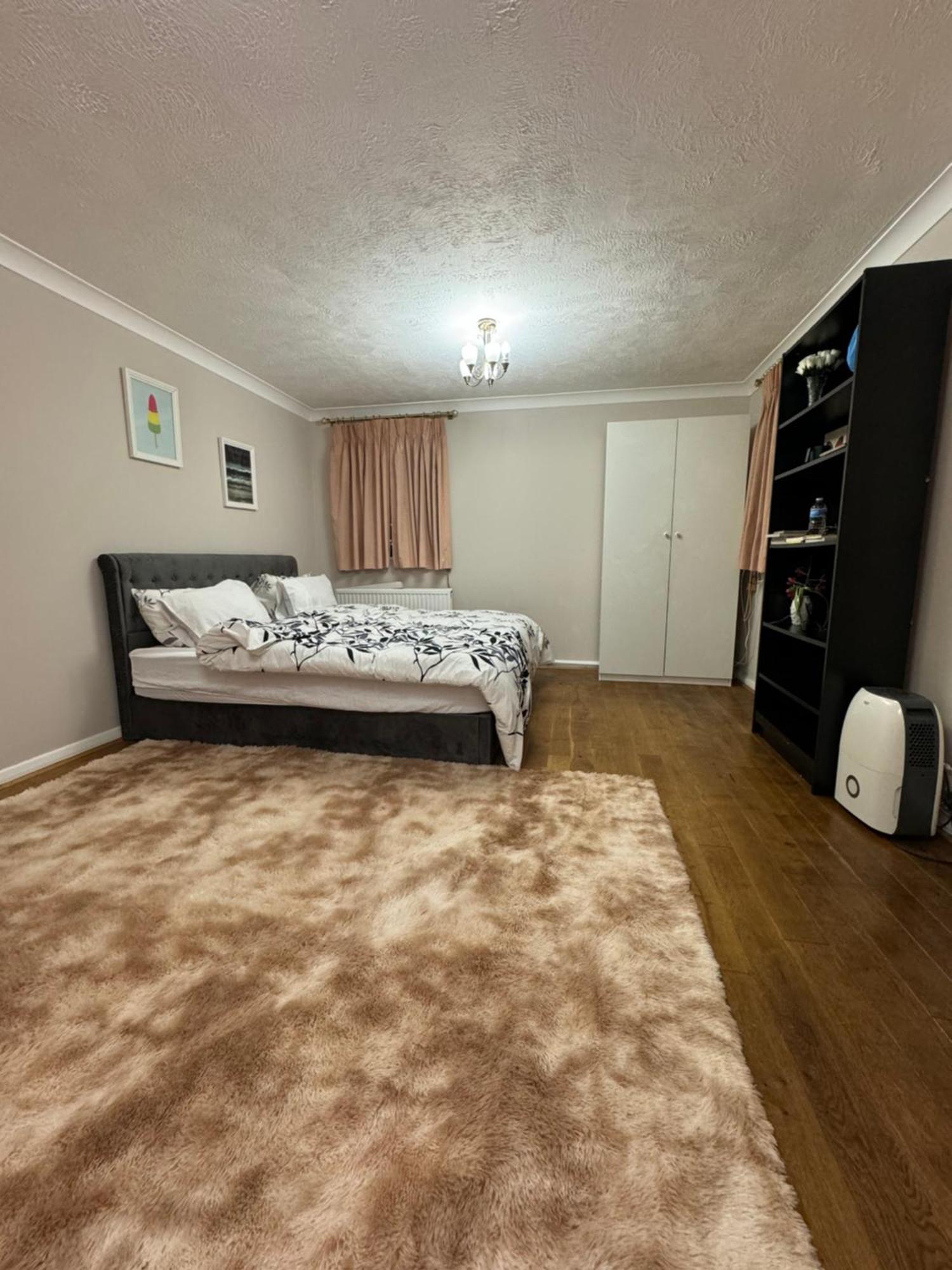 Stunning 2 Bedroom With Garden Sleep 6 Лондон Екстер'єр фото