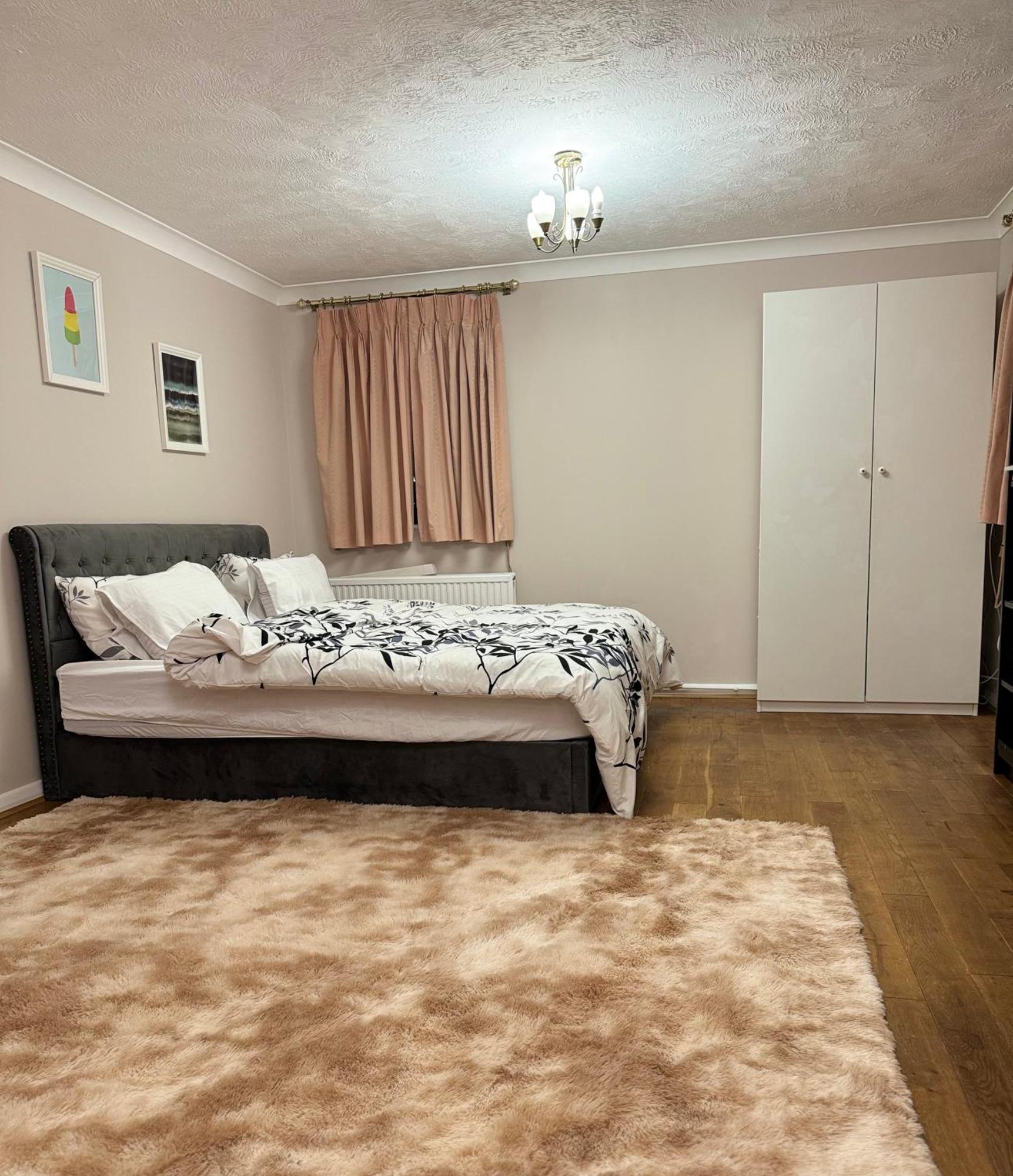 Stunning 2 Bedroom With Garden Sleep 6 Лондон Екстер'єр фото